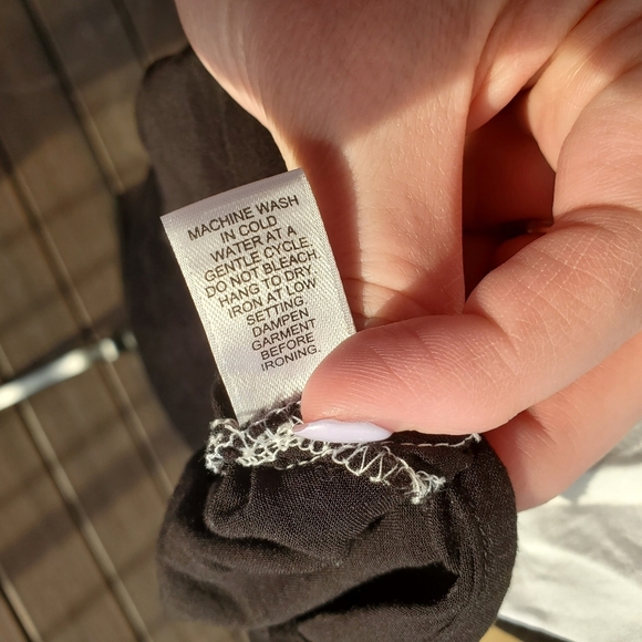 Cato Black and White Colorblock Button Down Blouse Women's Size XL NWOT - Picture 3 of 11